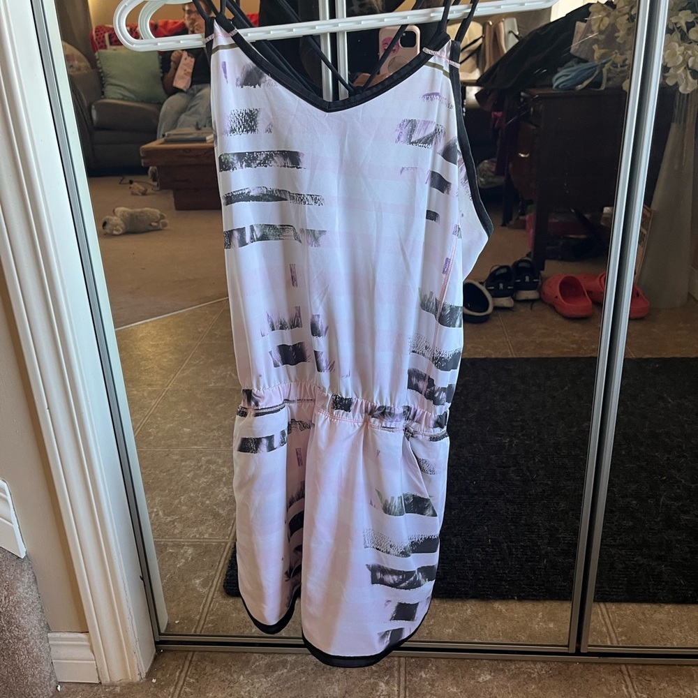 lululemon athletica Women's Striped Skort/Romper Black/White/pink with pockets